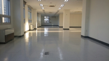 메인타워 건물 사진