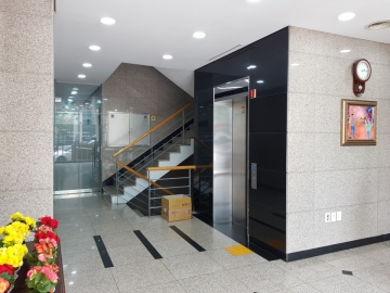 어반라이트빌딩 건물 사진