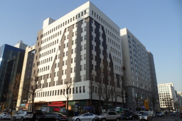 교육시설공제회관 건물 사진