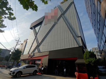 남자빌딩 건물 사진