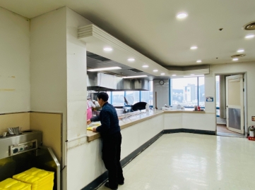 강남우체국빌딩 건물 사진