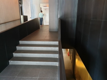 AU TOWER 건물 사진