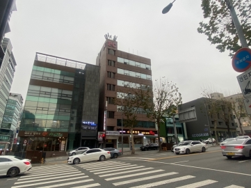 하이글로빌딩 건물 사진