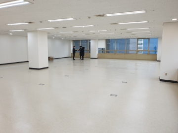 랜드마크타워 건물 사진