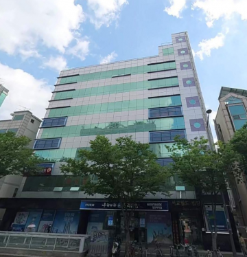 서교월드빌딩 건물 사진