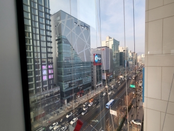 홍대 H Cube 건물 사진