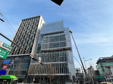 홍대 H Cube 건물 사진