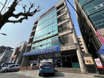 우노빌딩 건물 사진