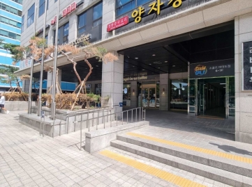 리버타워 건물 사진
