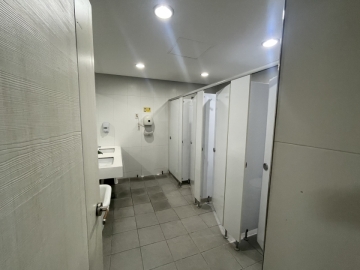 라메르빌딩(구, 홍익빌딩) 건물 사진