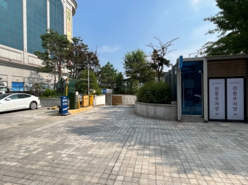 엘루체 건물 사진