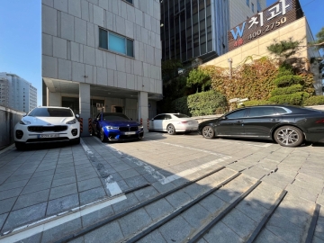 돈디빌딩 건물 사진