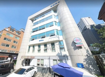 가로수빌딩 건물 사진