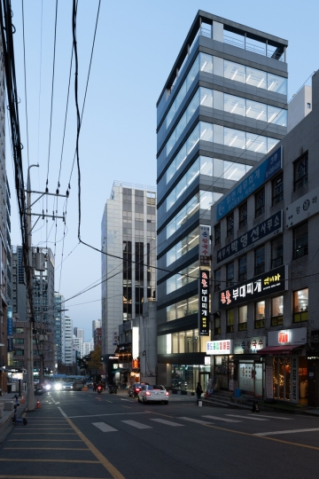 북플라자(Book Plaza) 	 건물 사진