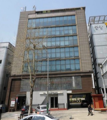 정글빌딩 건물 사진