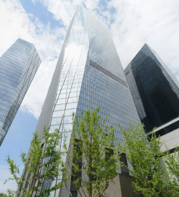 Three IFC 건물 사진