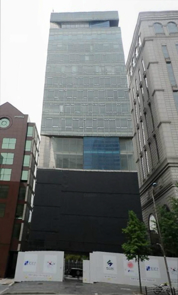 엠포리아빌딩 건물 사진