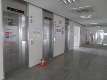 YBM강남센타 건물 사진