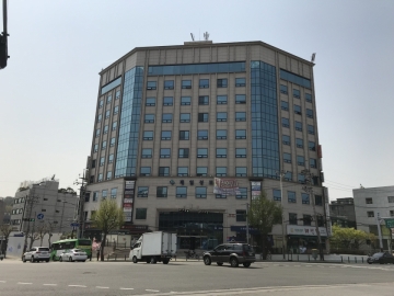 CS타워 건물 사진