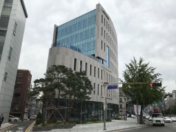 나라키움 신사빌딩 건물 사진