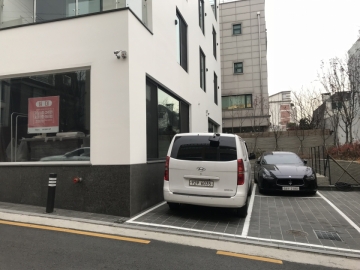 에비뉴 16(16th Avenue) 건물 사진