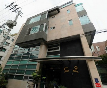 두옥빌딩 건물 사진